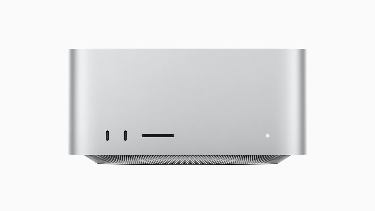 Apple Mac Studio (M4 Max, 2025)